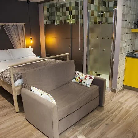 卡塔之家公寓 公寓 *